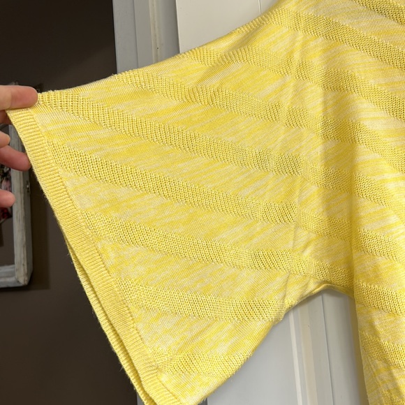 New York & Company top - Picture 4 of 6